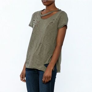 NWOT Emory Park Distressed T-Shirt Small
